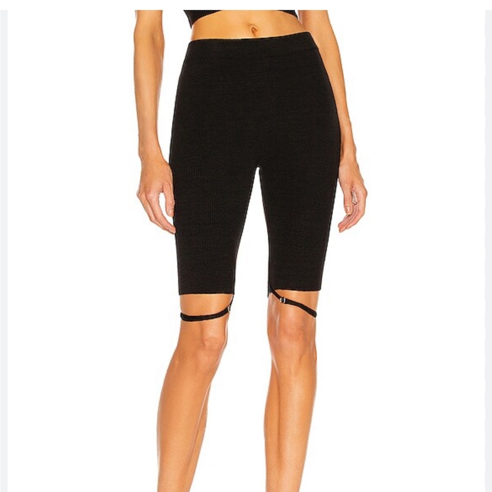 JACQUEMUS
Le Short Sierra